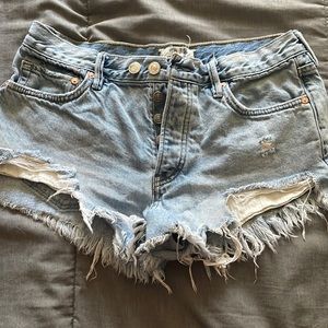 We the free super cute button fly denim shorts